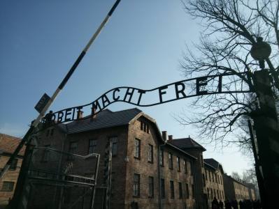 12768098_1116611598381378_426983771_o